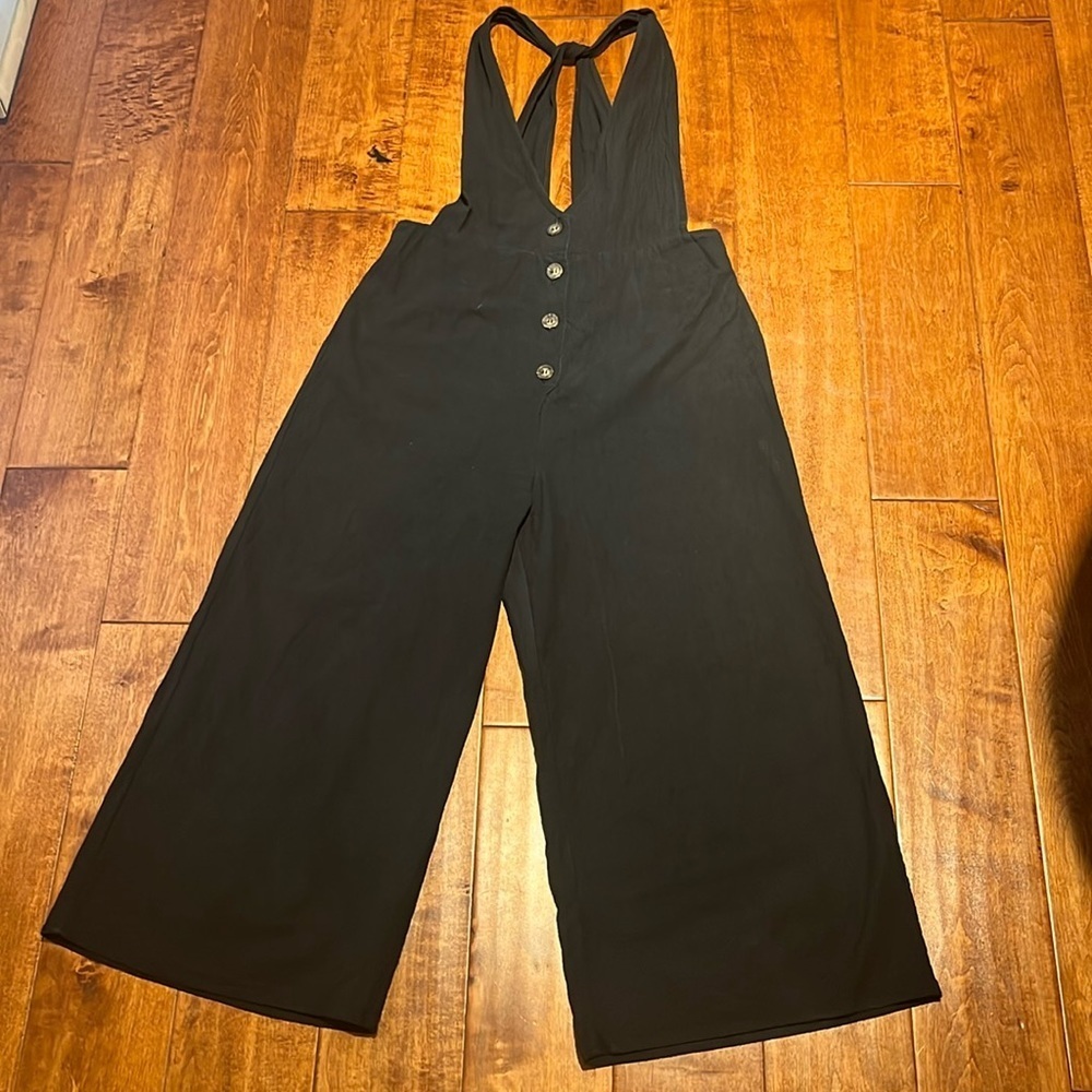 Sienna Sky Cotton Look Button Sleeveless Crop Jumpsuit Black Size M - Picture 2 of 9